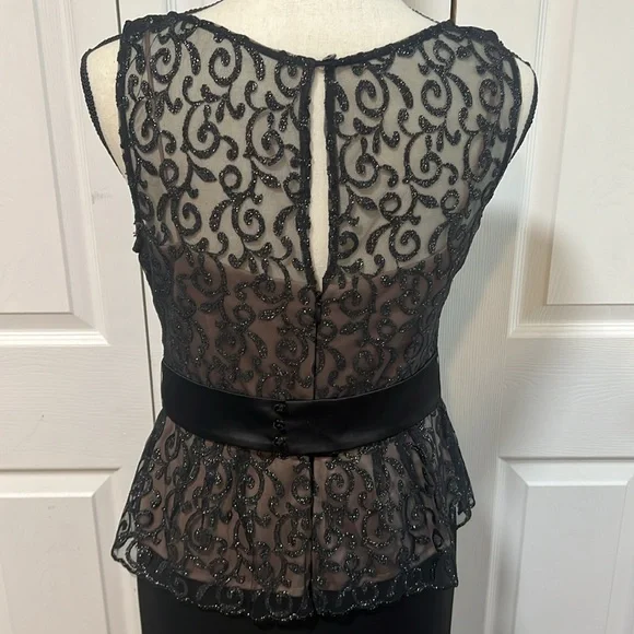 Ignite Evenings, Carolyn Black beaded peplum floor length formal gown women’s 6 - Picture 5 of 10